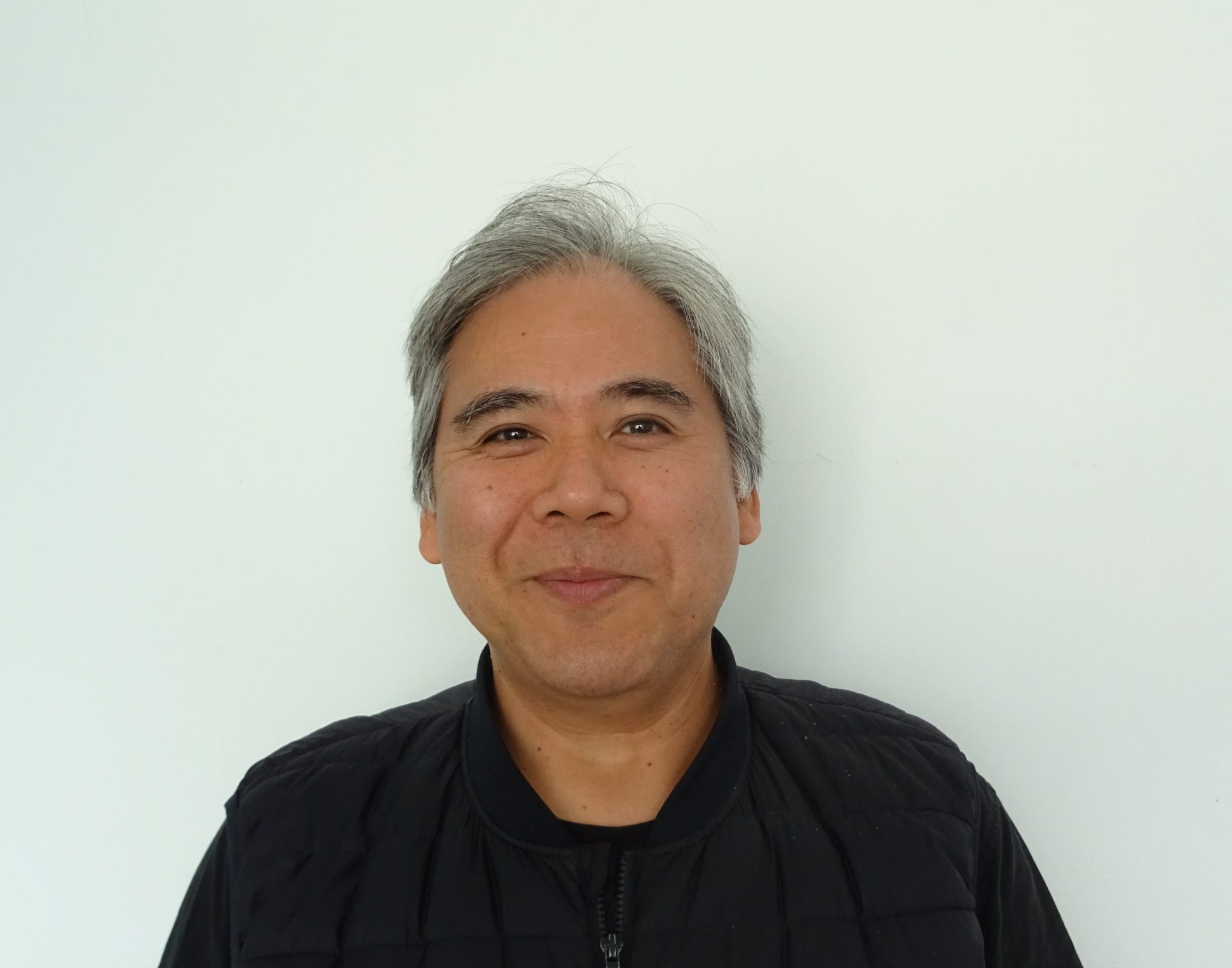 Van-Hien BUI est enseignant de violon, alto, violoncelle et contrebasse à l'EMI.